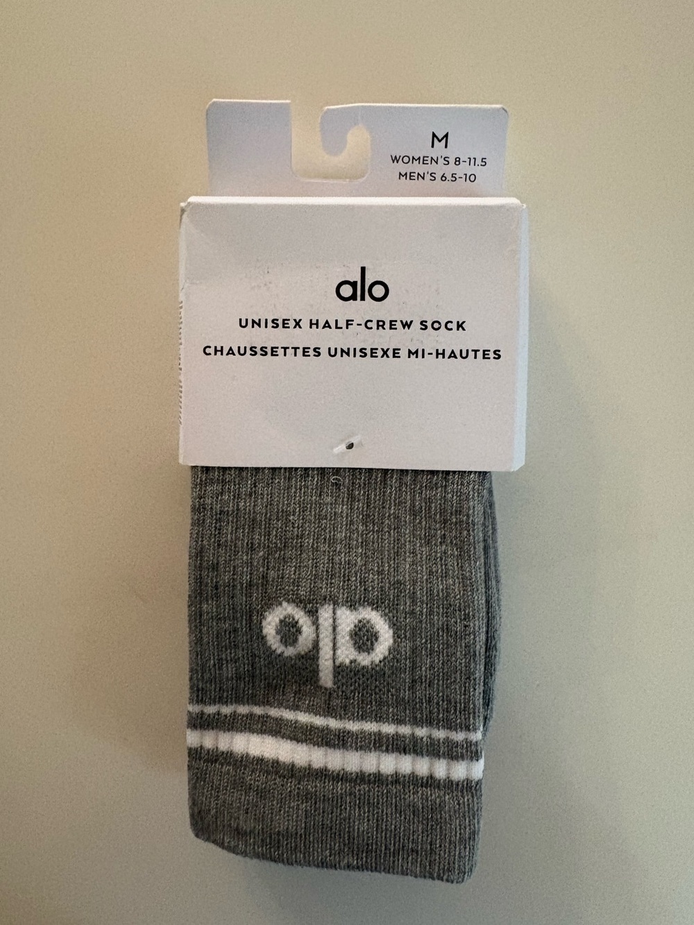 Alo Yoga Unisex Throwback Socks Athletic Heather Gray Size Medium